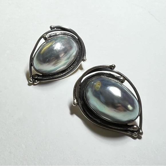 Vintage Sterling Silver and Peacock Mabe Pearl  Post earrings -Rare  Avi Soffer - Picture 13 of 14